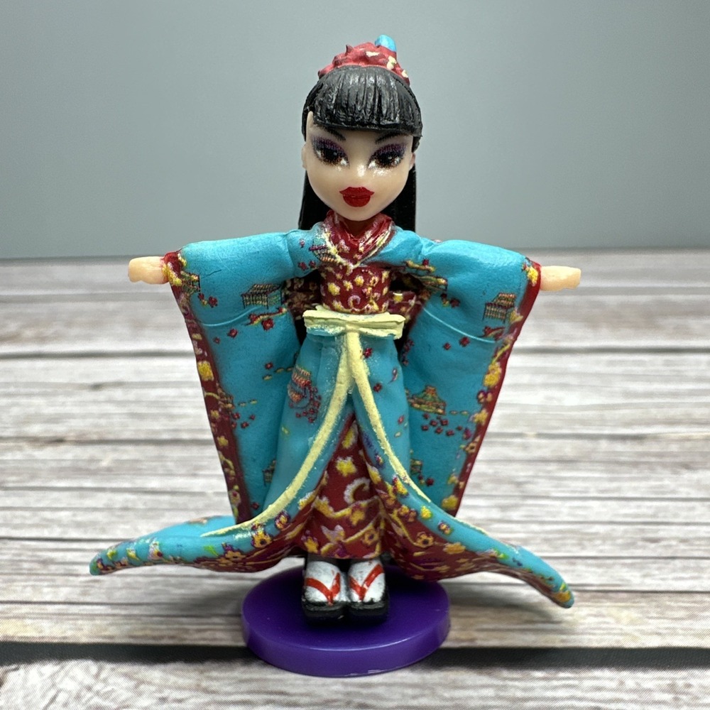 Bratz Mini World Collectors Edition Japan Kumi Doll 2" Flashback Series 1‎ Tokyo